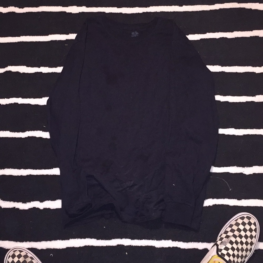 Black long sleeve shirt